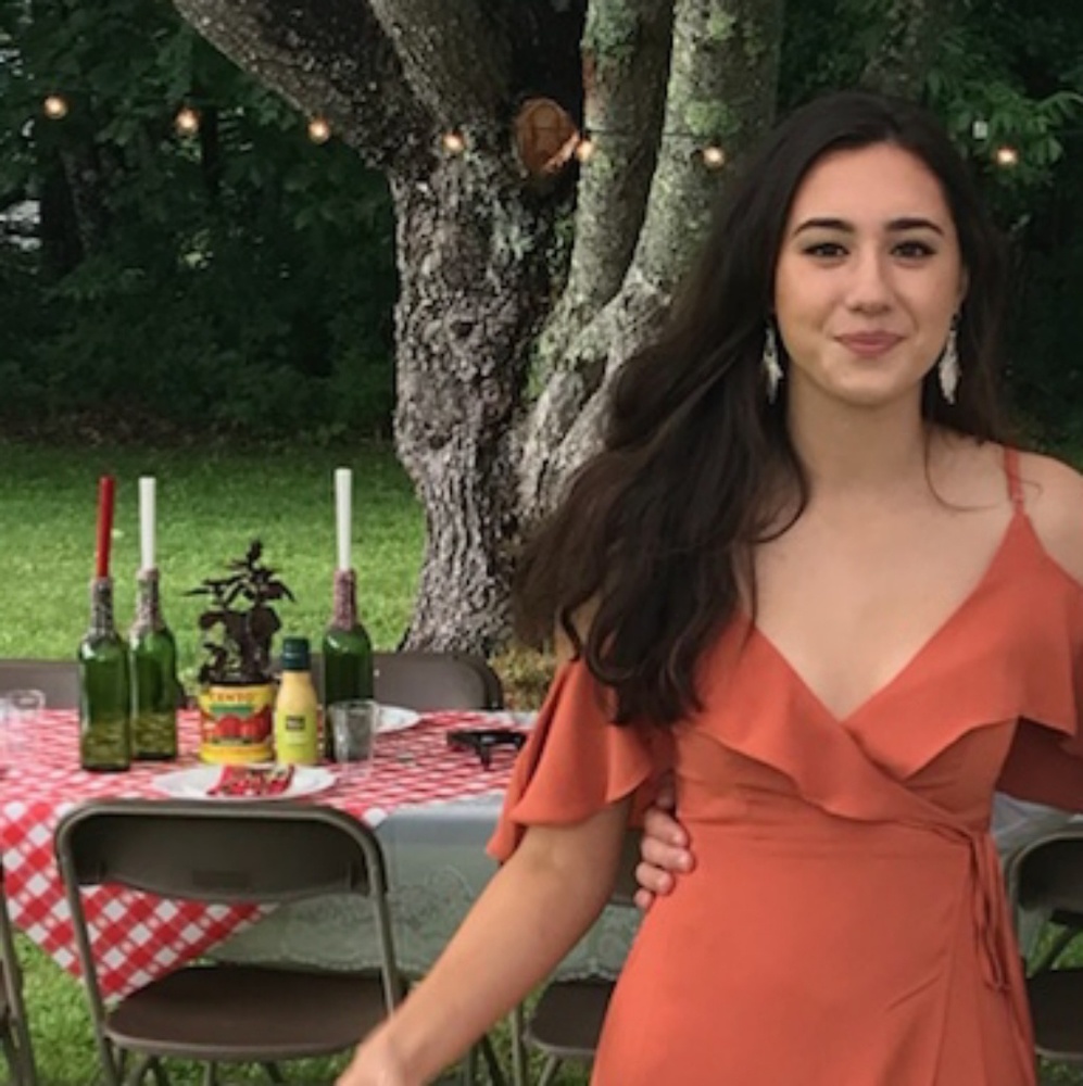 Meet your Posher, Jade